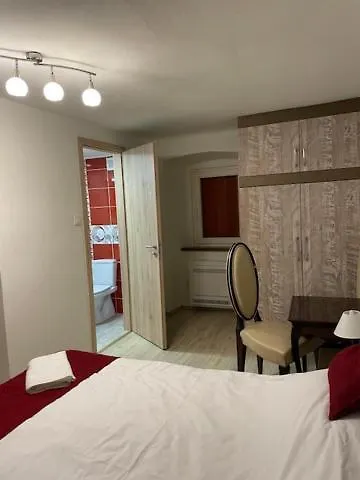 Romantic Centar ホテル オミサリ